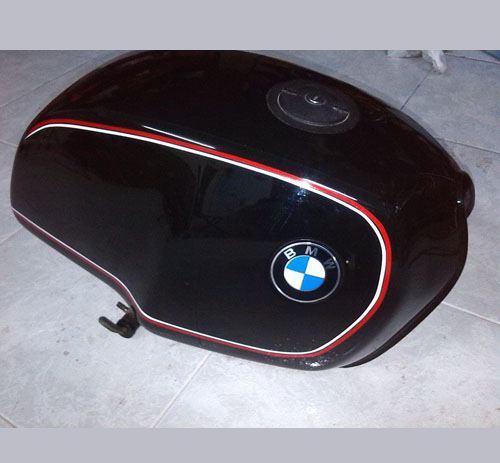 Perfilado deposito bmw rojo y blanco